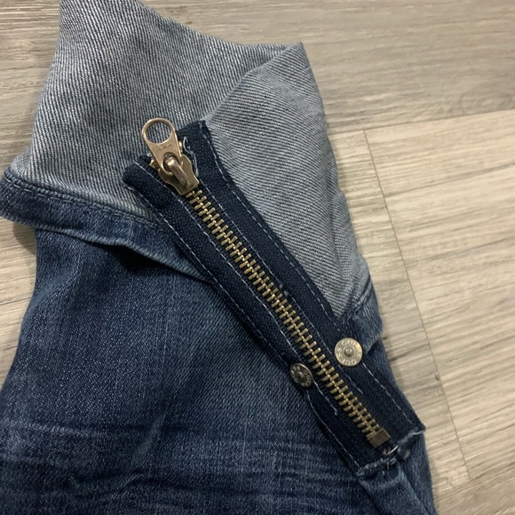 Guess Jeans Capris - Picture 2 of 7